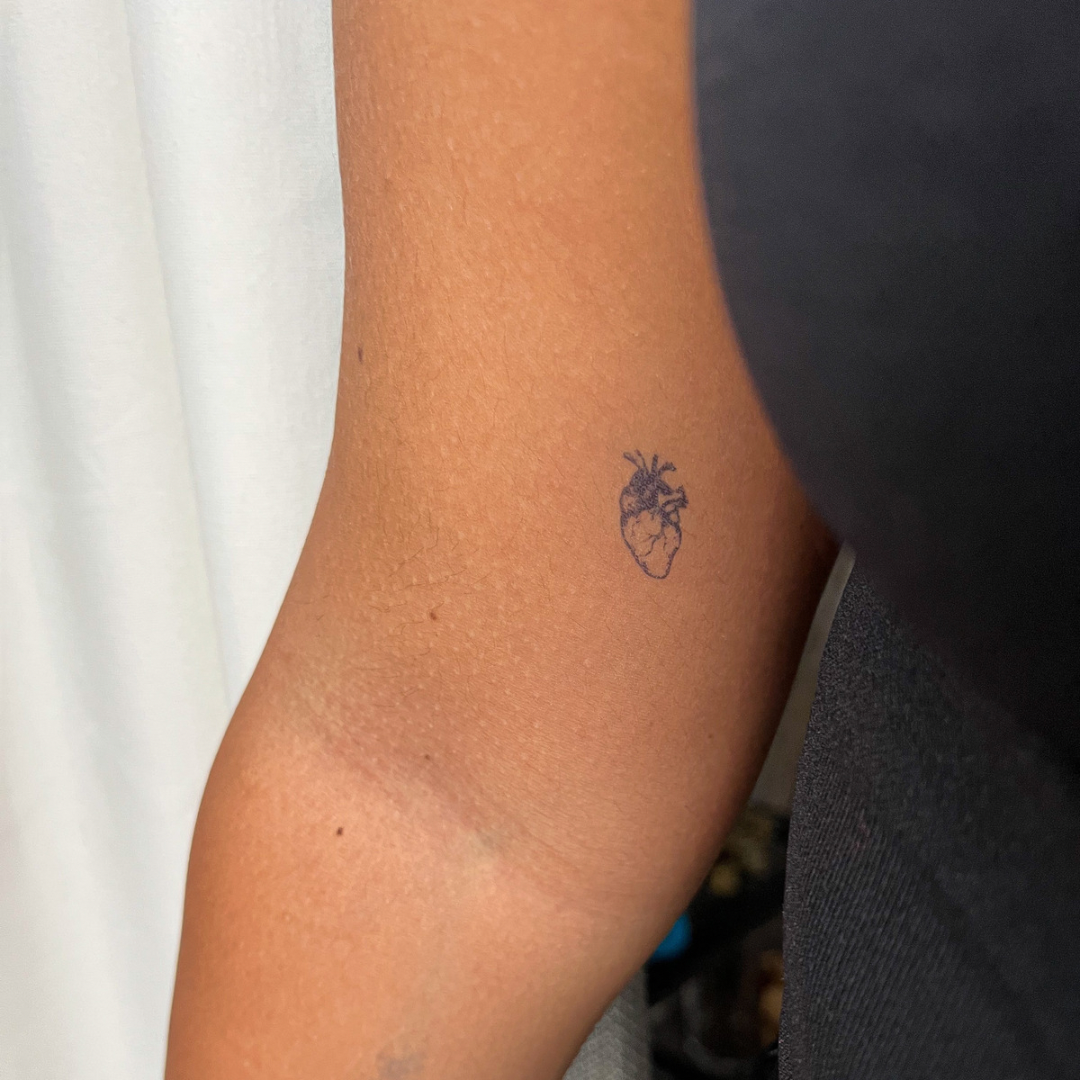 Tillfällig tatuering organiskt hjärta