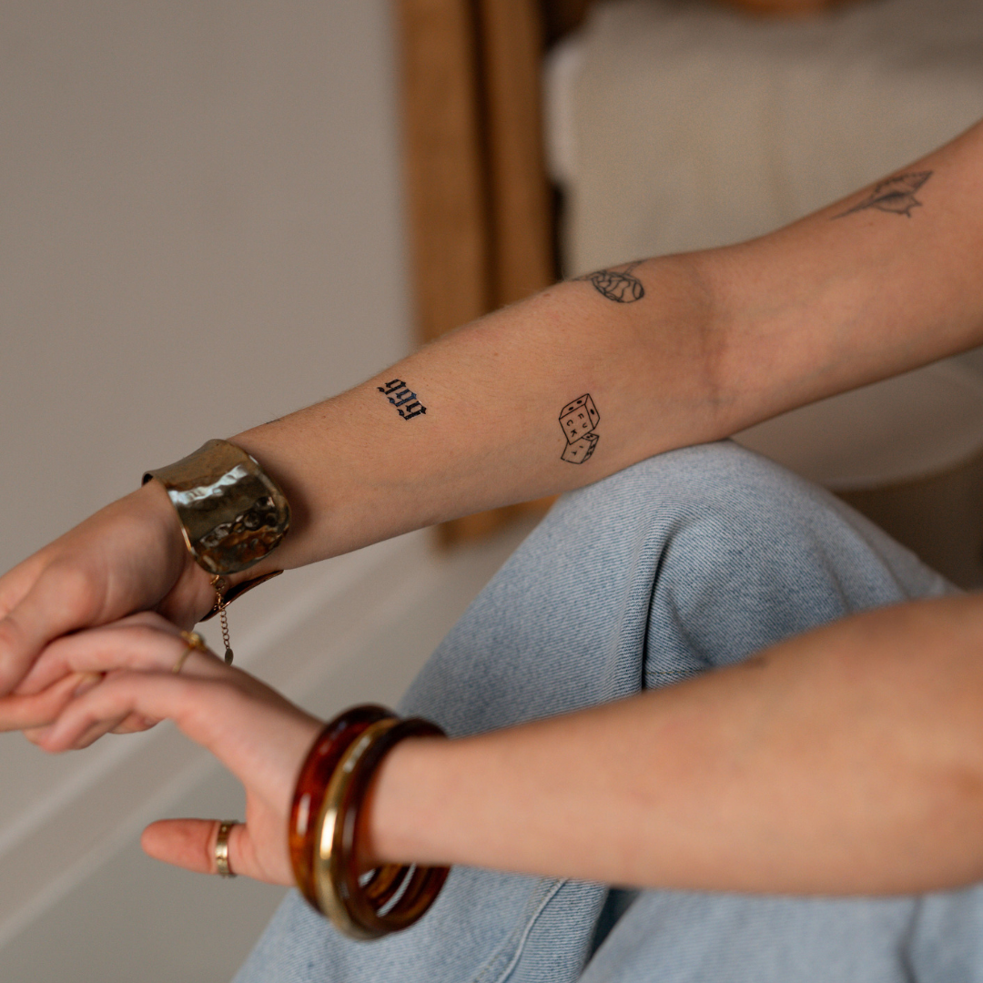 Långvariga tillfälliga tatueringar: de 3 senaste teknikerna