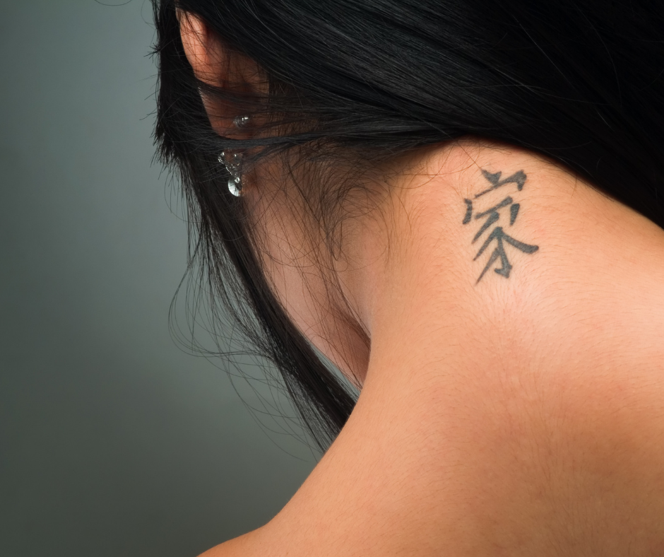 Lycka tatuering: 7 tatueringar med fyrklöver och andra lyckobringare